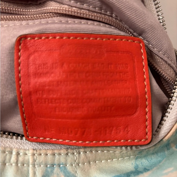 Colorful Women's Shoulder Bag - Picture 3 of 7